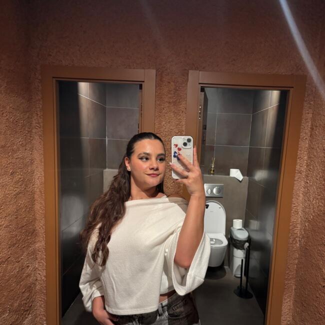 Babysitter in Madrid: Verónica Edite