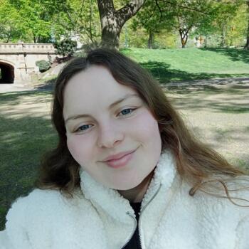 Babysitter in Plestin-les-Grèves: Pauline