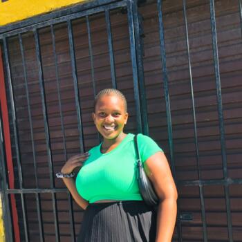 Babysitter in Strand: Somila