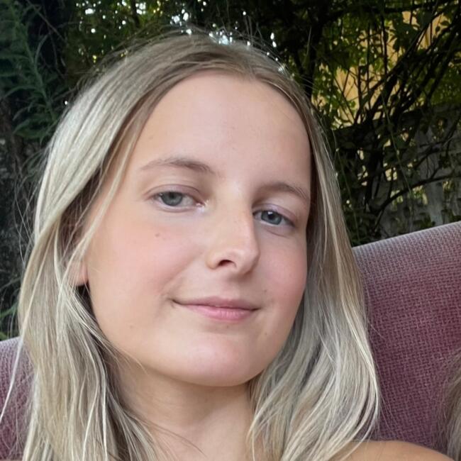 Babysitter in Christchurch: Sophie