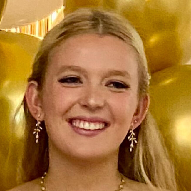 Babysitter in Brisbane: Eve