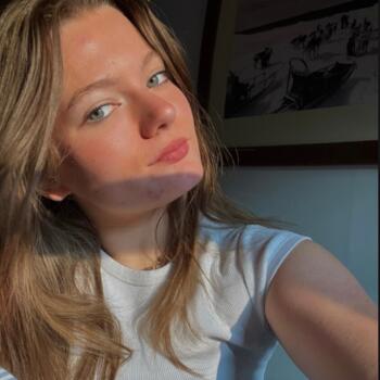 Babysitter in Chartres: Emma