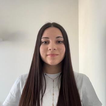 Babysitter in Les Landes-Genusson: Maelys