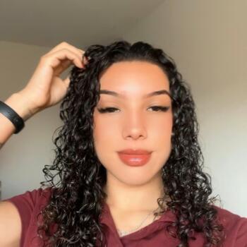 Babá em São José dos Campos: Caroline