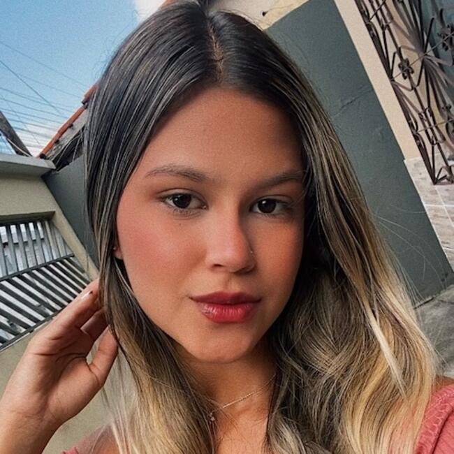 Babysitter in Castanhal: Yasmin