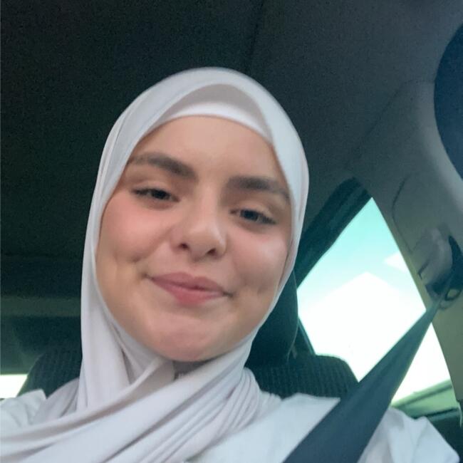 Babysitter in Lyon: Léonie