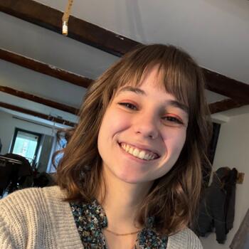 Babysitter in Ferrals-les-Corbières: Louise