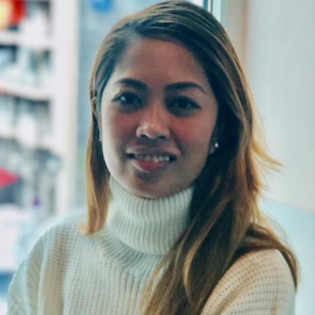 Babysitter in Paris: Shrlyn