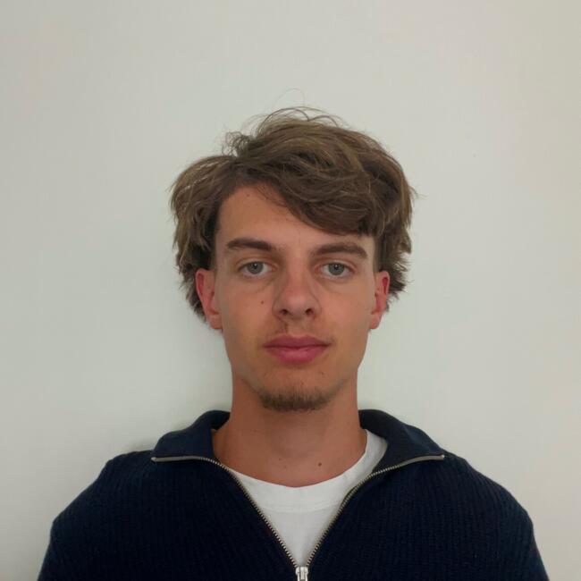 Babysitter in Juigné-sur-Sarthe: Hugo