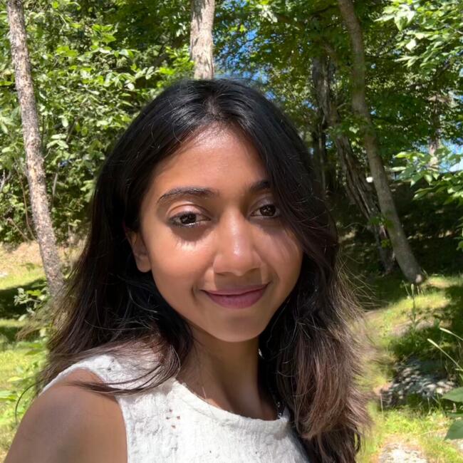 Baby-sitter in North Bay: Bhavana