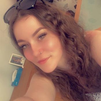 Babysitter in Warrington: Abby
