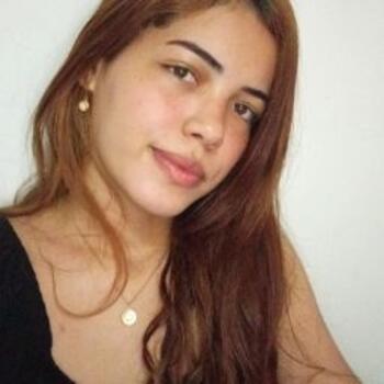 Babysitter in Ciénaga: Kefira