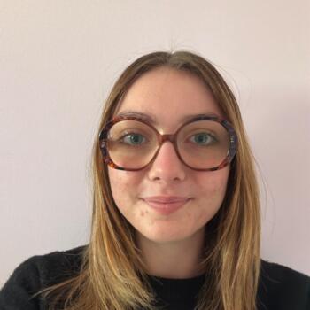 Babysitter in Santranges: Lucile