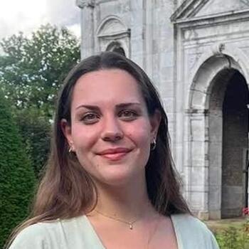 Babysitter in Poisat: MALLAURY