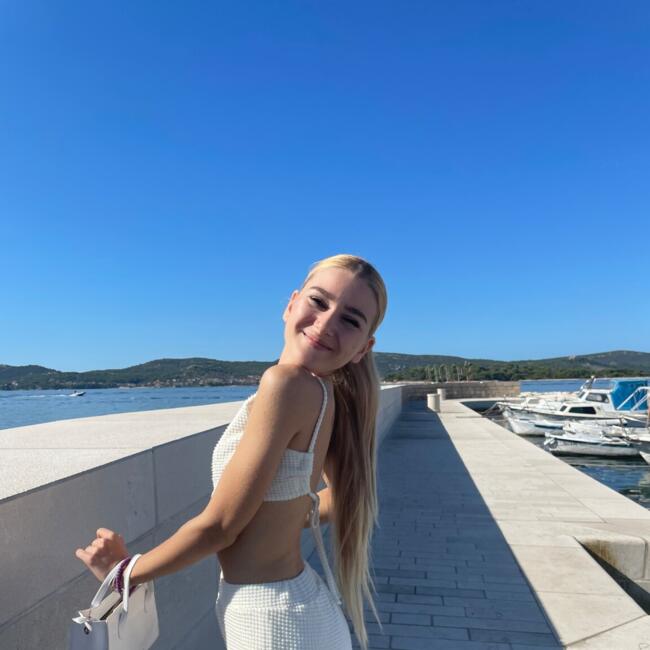 Babysitter in Novi Sad: Jovana