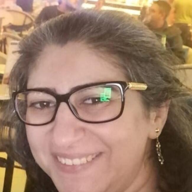 Babysitter in Cairo: Wiam