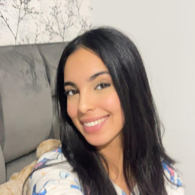 جليسة أطفال في رباط: FZahra