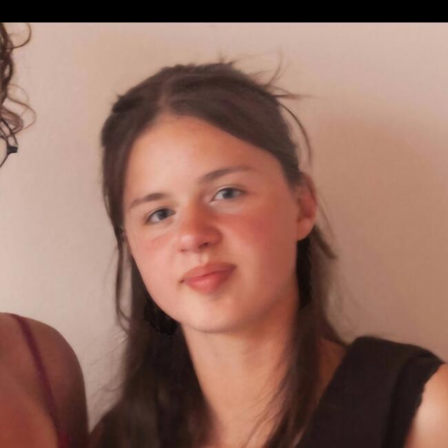 Babysitter in La Chapelle-des-Marais: Mélyne