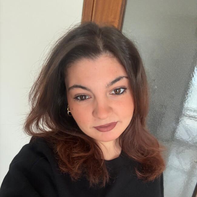 Babysitter a Illasi: Elena