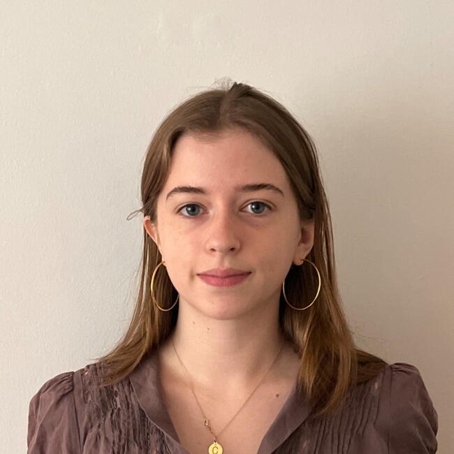 Babysitter in Madrid: Cecilia