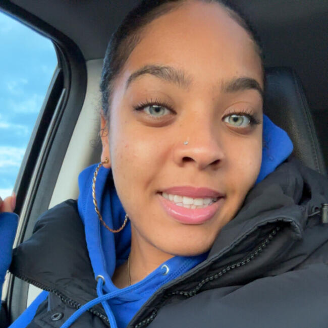 Babysitter in Etobicoke: Monique