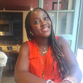 Babysitter in Saint-Florentin: Gloria