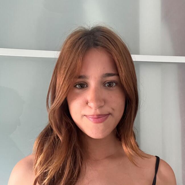 Babysitter em Cascais: Anouk