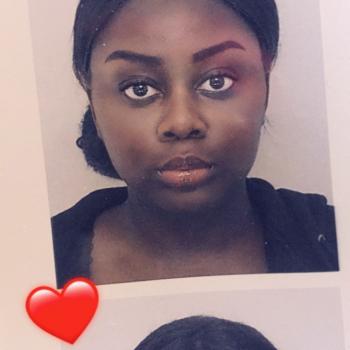 Baby-sitter in Montreuil: Stéphanie