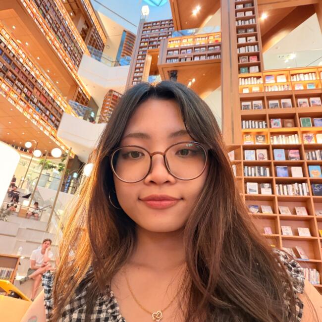 Babysitter in Singapore: Drolma