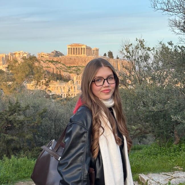 Babysitter in El Vendrell: Denisa
