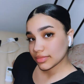 Nanny in Brooklyn: Alexandra