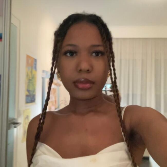 Babysitter in Ettelbruck: Yasmine