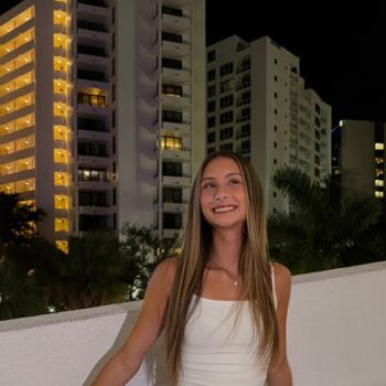 Babysitter in Sarasota: Gianna