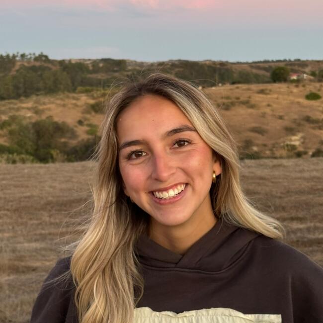 Babysitter in La Reina: Valentina