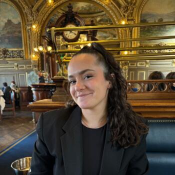 Babysitter in Compiègne: Inès