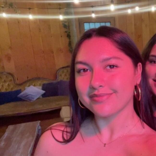 Babysitter in Auckland: Zara