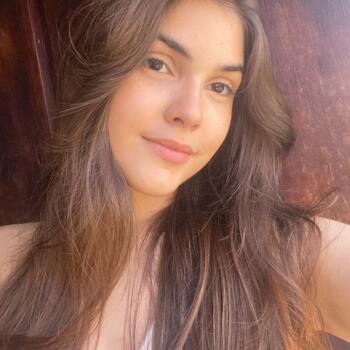 Babysitter in Natal: Maria