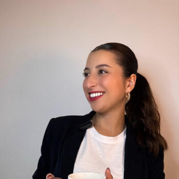 Babysitter in Seixal: Ines