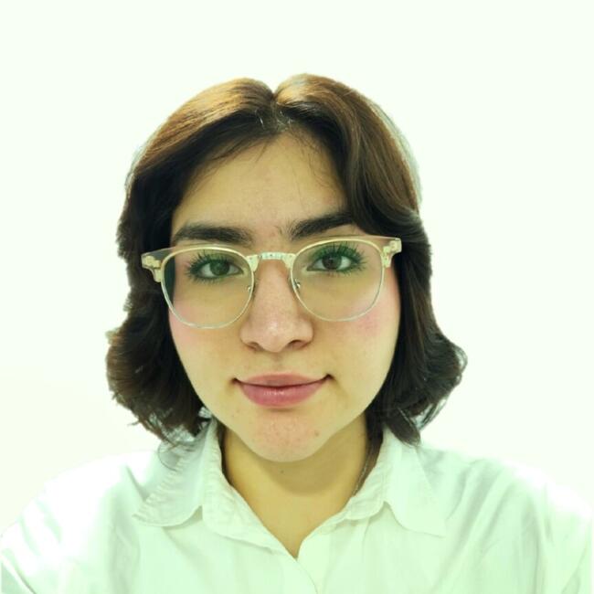 Babysitter in Los Cerrillos: Thiare