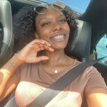 Babysitter in Rosharon: Styjah