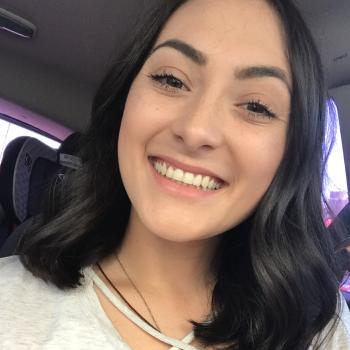 Babysitter Las Vegas: Viviana