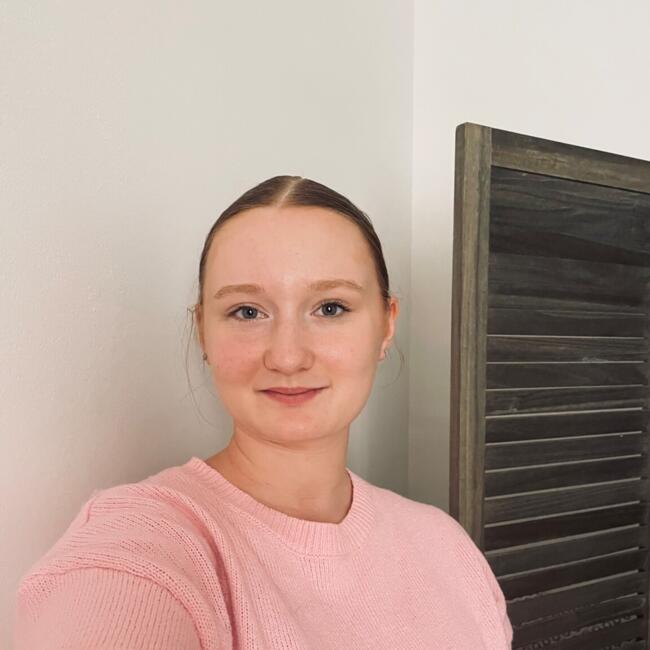 Babysitter in Le Mans: Laure