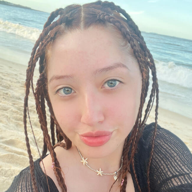 Babysitter in Santa Cruz: Sofia