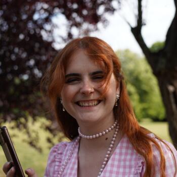 Babysitter in Pringy (Île-de-France): Camille