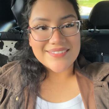 Babysitter in DeKalb: Dulce