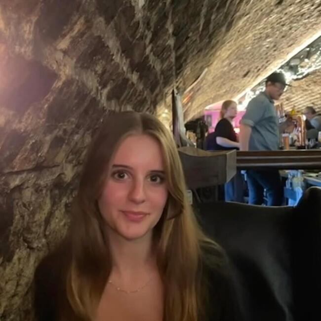 Babysitter in Southampton: Charlotte