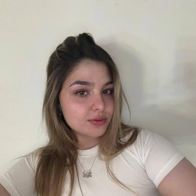 Babysitter in Rosario: Mía