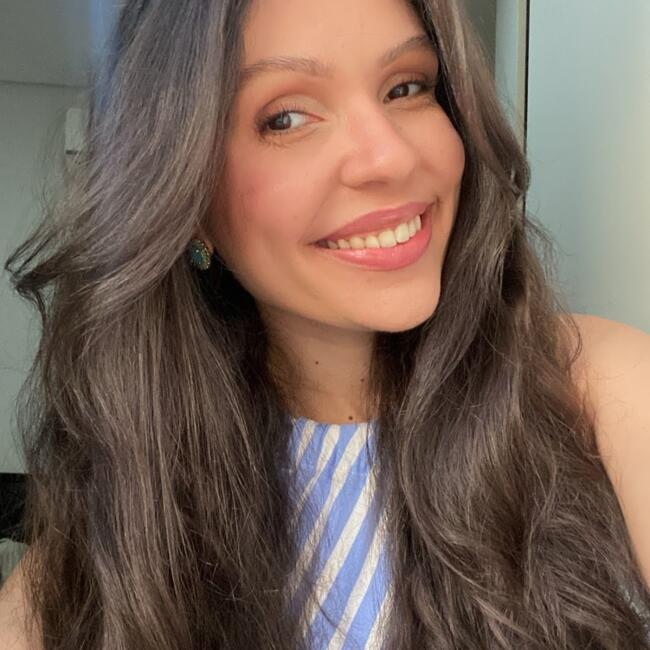 Babysitter in Cuiabá: Isabella