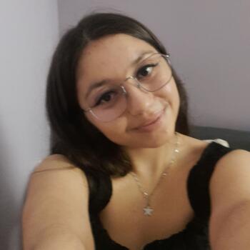 Babysitter in Castelginest: Amandine