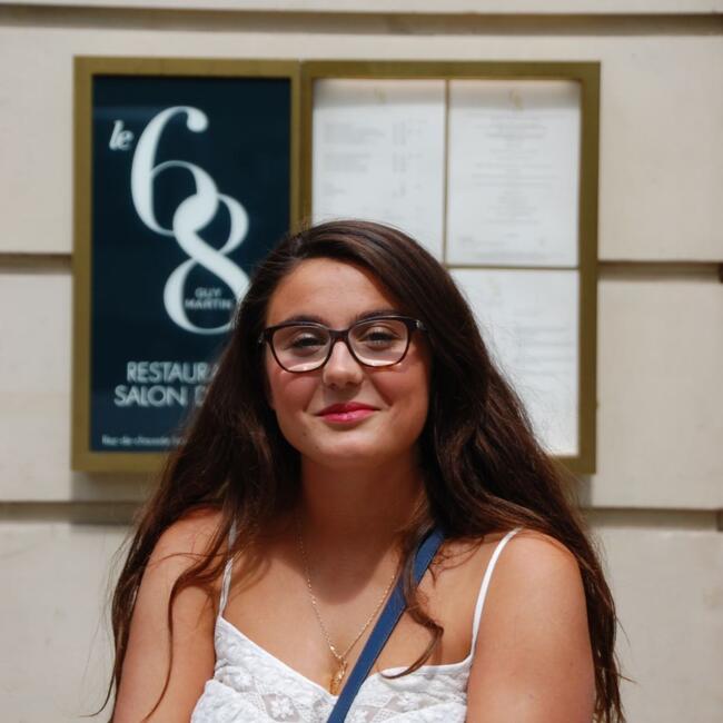 Baby-sitter in Nancy: Camille